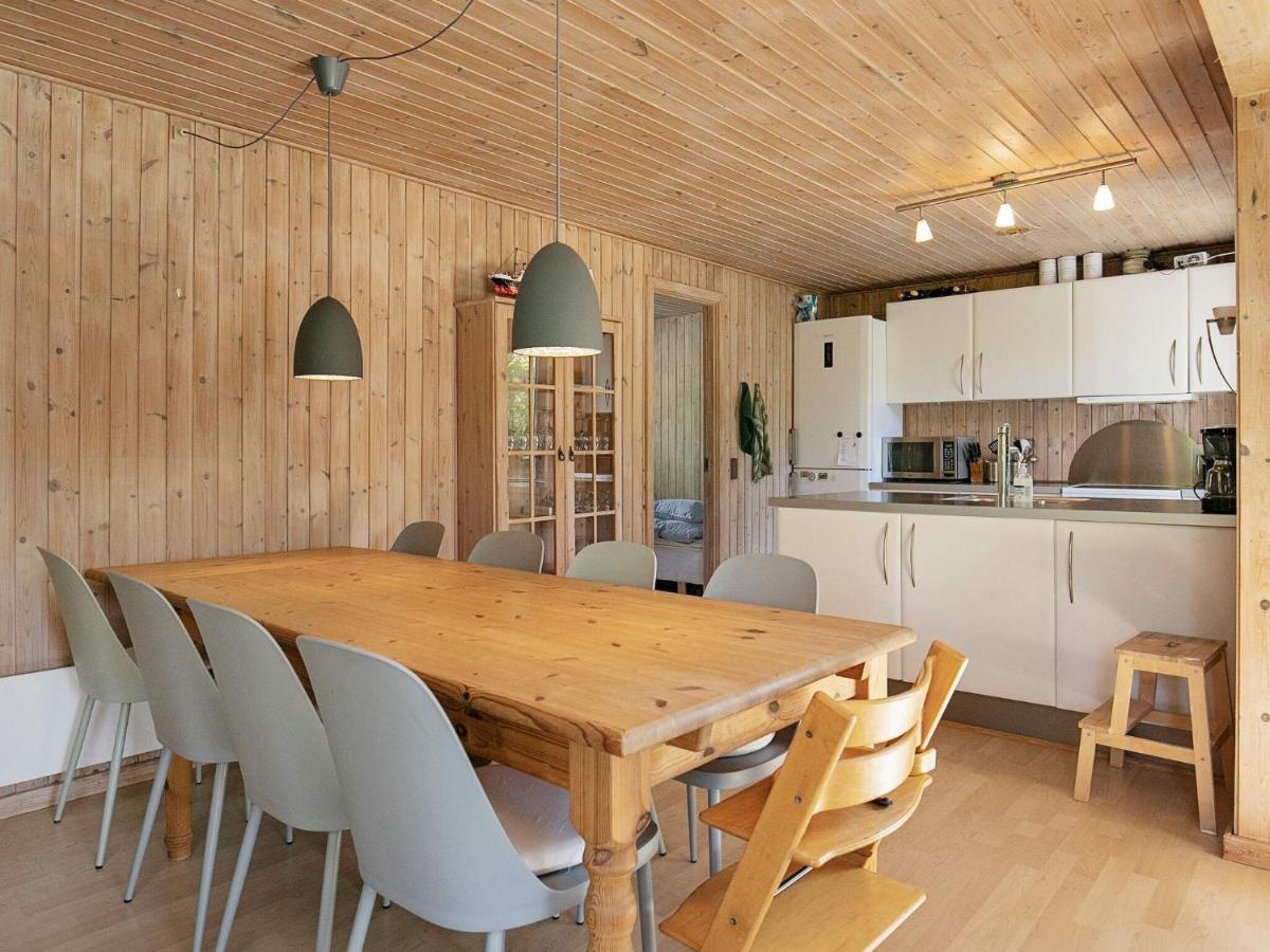 8 Person Holiday Home In Tranek R Транекер Экстерьер фото